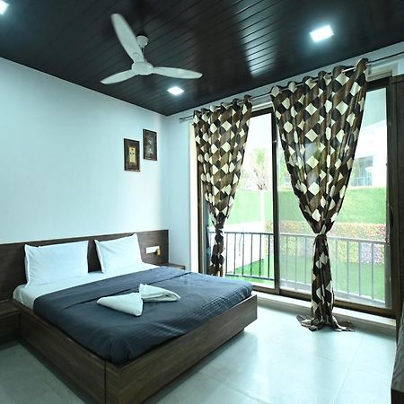 Emerald Villa Lonavala Bagian luar foto